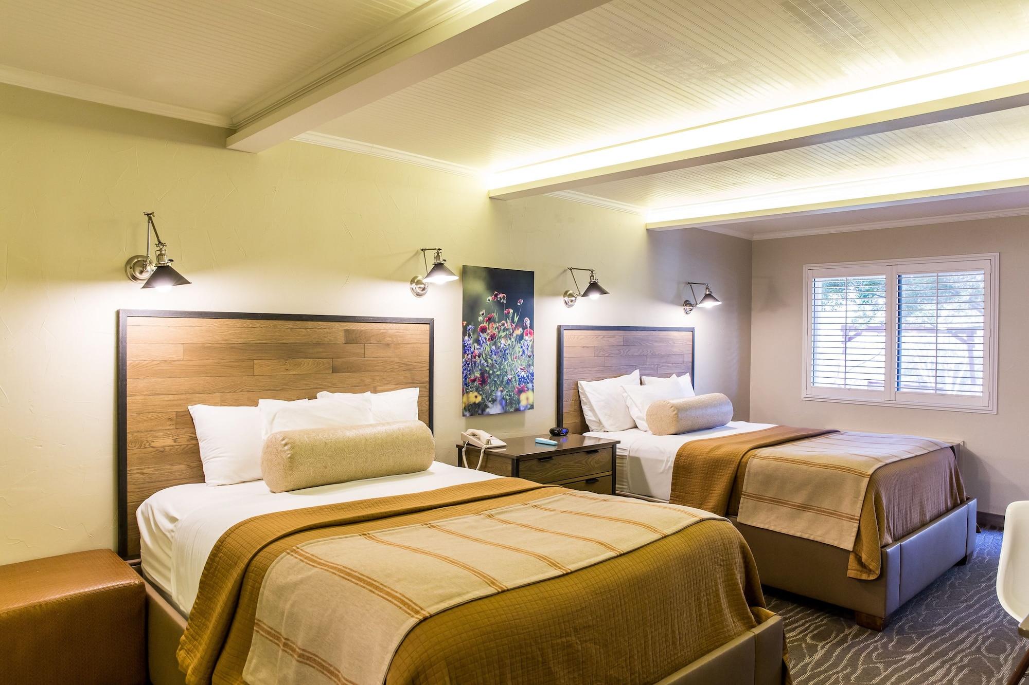 Fredericksburg Inn And Suites Eksteriør billede